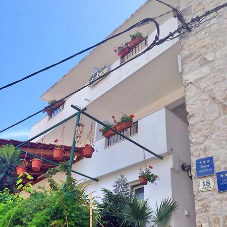 Ana Tudor Apartments Hvar Town Exterior photo